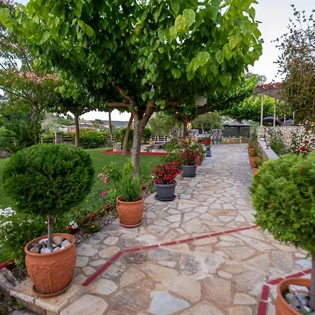 Rock Garden Nyaraló