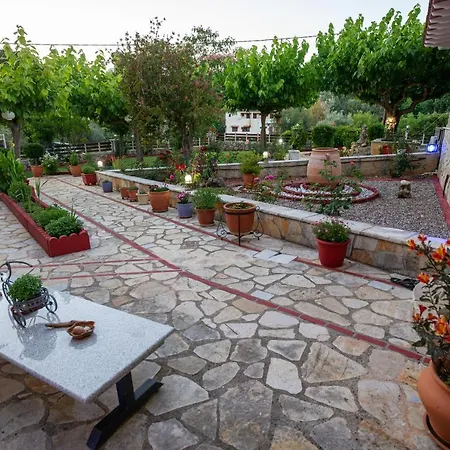 Rock Garden Nyaraló